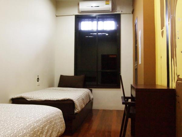 Phuket Sunny Hostel : photo 6 de la chambre chambre lits jumeaux standard avec climatisation