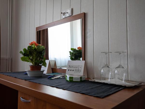 Népliget Hotel : photo 3 de la chambre chambre double deluxe