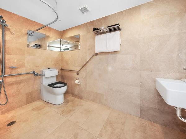 Canberra Rex Hotel : photo 4 de la chambre chambre lit king-size - accessible aux personnes à mobilité réduite