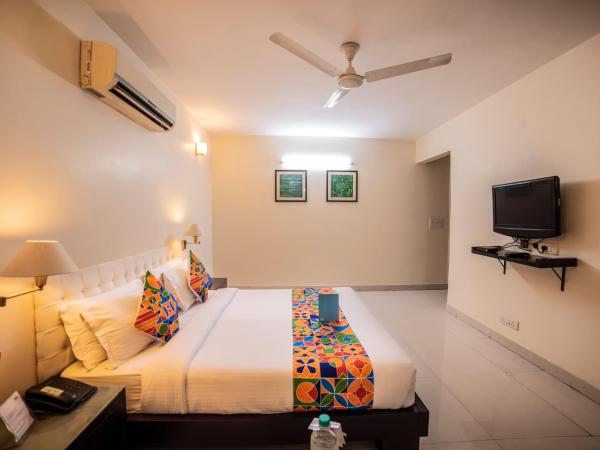 FabHotel Anutham Saket : photo 4 de la chambre (sanitised) deluxe double room