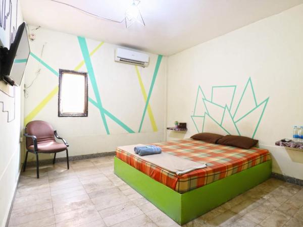 Wisma Gading Indah 1 : photo 6 de la chambre chambre double supérieure