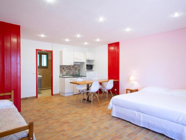 Hotel Résidence Le Sporting : photo 3 de la chambre studio avec balcon 