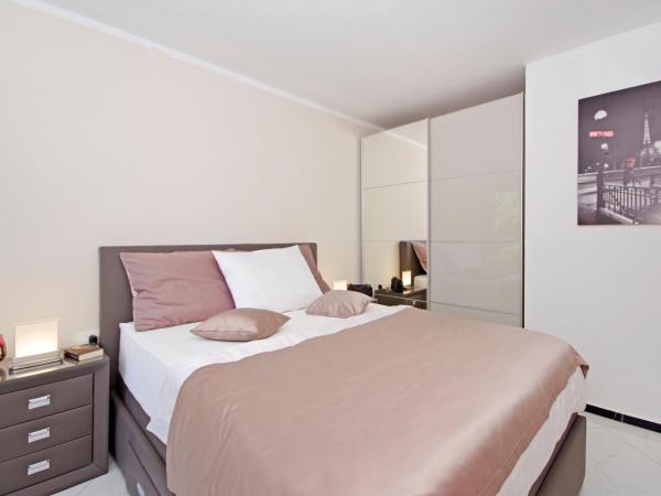 Villa Inis : photo 2 de la chambre suite lit queen-size – vue sur mer