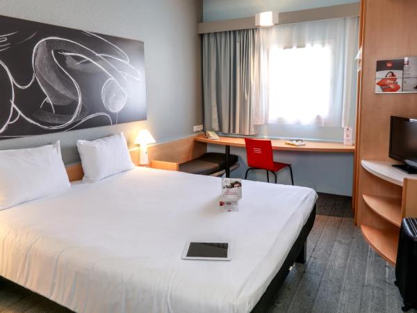 ibis Orange Sud : photo 3 de la chambre chambre avec 1 lit double 