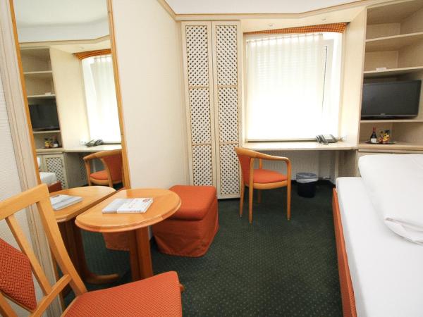 Hotel Leopold : photo 8 de la chambre chambre simple standard