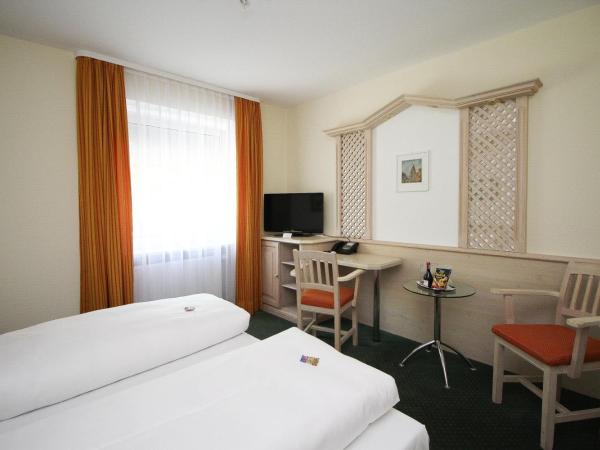 Hotel Leopold : photo 10 de la chambre chambre double standard