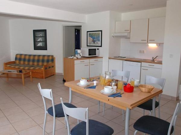 Residence Thalassa : photo 8 de la chambre appartement - vue sur piscine