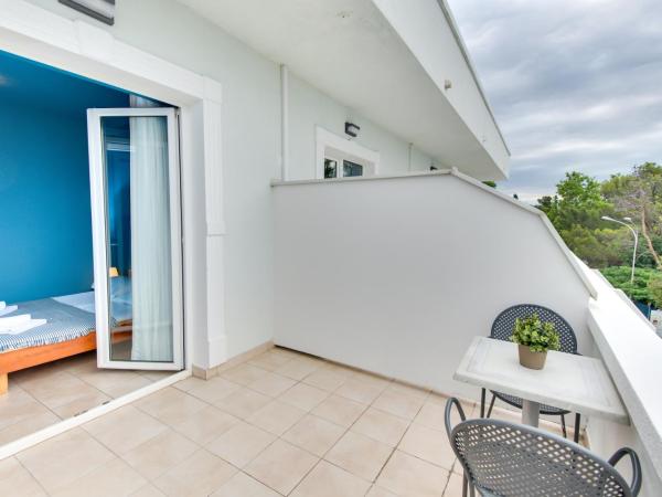 B&B Galija : photo 6 de la chambre chambre double avec terrasse - vue sur mer