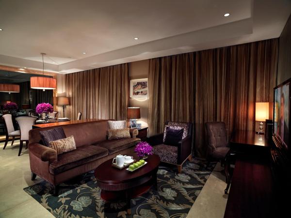 Oakwood Premier Guangzhou-Free Shuttle Bus to Canton Fair Complex : photo 1 de la chambre appartement 2 chambres