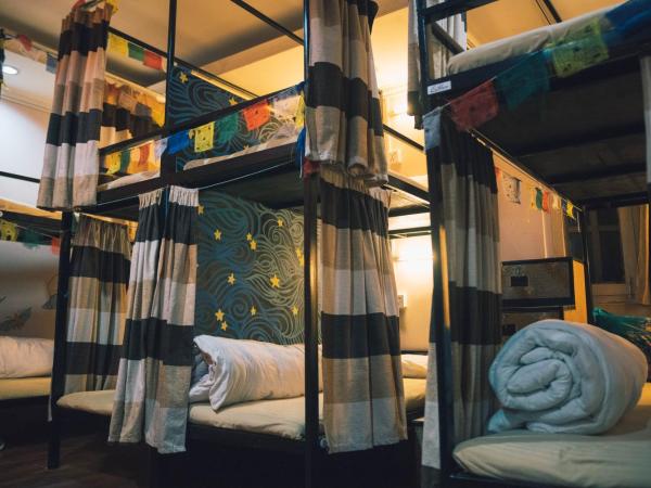 Wander Thirst : photo 8 de la chambre lit dans dortoir mixte de 8 lits 
