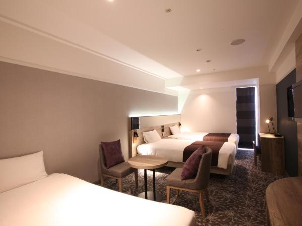 Quintessa Hotel Sapporo : photo 2 de la chambre chambre lits jumeaux supérieure avec canapé-lit - non-fumeurs