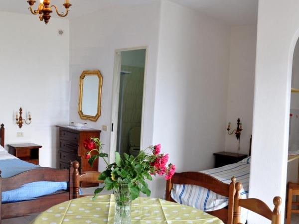 Hotel Residence Villa Teresa : photo 9 de la chambre studio