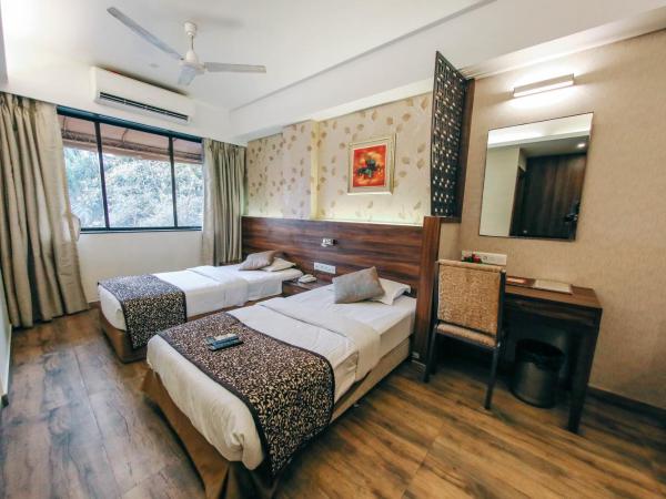 Hotel Maharana Inn Chembur : photo 8 de la chambre hébergement lits jumeaux affaires