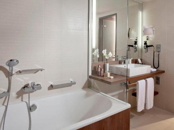 Meliá Düsseldorf : photo 5 de la chambre chambre double premium