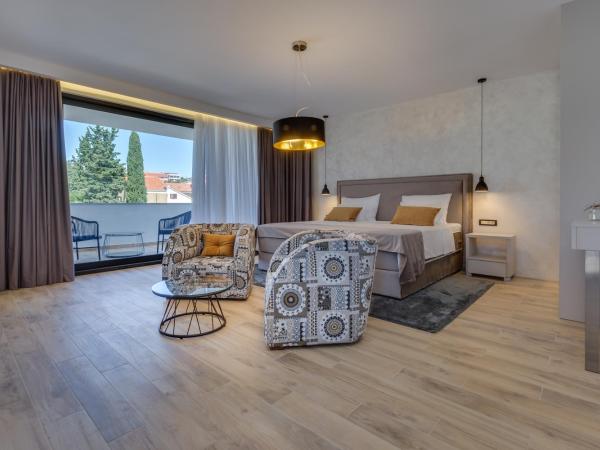 Villa Liburnum : photo 6 de la chambre chambre lit king-size deluxe avec balcon