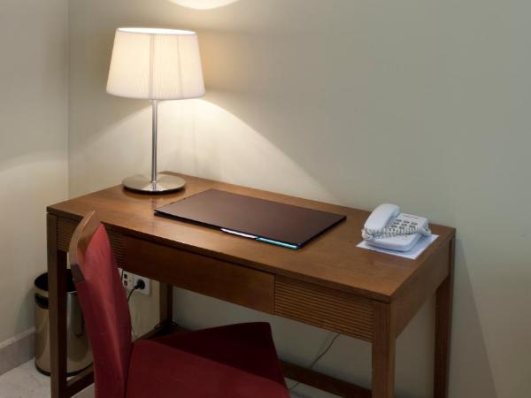 Suites Barrio de Salamanca : photo 10 de la chambre chambre double standard