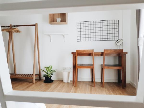 LITA Bangkok : photo 5 de la chambre chambre lits jumeaux avec balcon