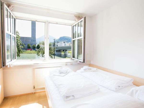 myNext - Riverside Hotel Salzburg : photo 1 de la chambre chambre double avec salle de bains privative