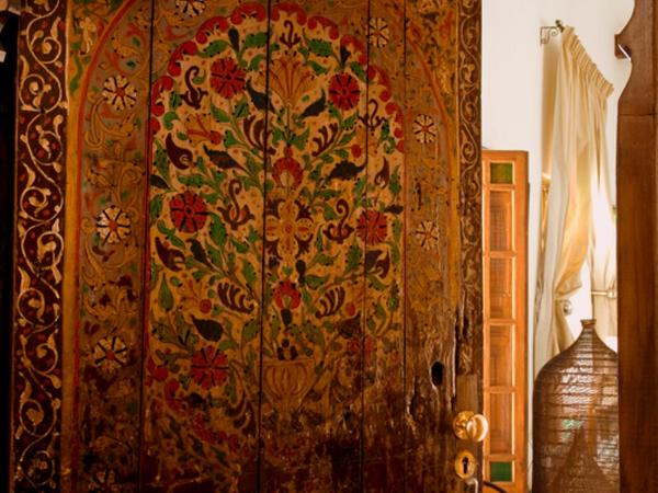 Riad Laaroussa : photo 5 de la chambre suite crème (2 adultes)