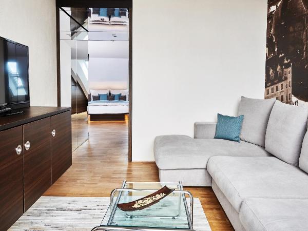 Living Hotel Das Viktualienmarkt : photo 4 de la chambre suite junior