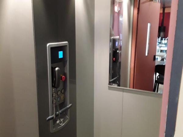 Locanda La Bottega del Parco : photo 2 de la chambre chambre double - accessible aux personnes à mobilité réduite 