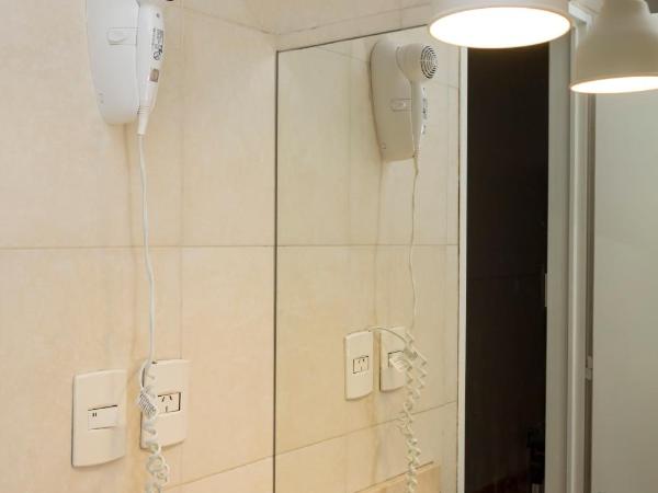 Circus Hostel : photo 6 de la chambre lit dans dortoir pour femmes de 6 lits