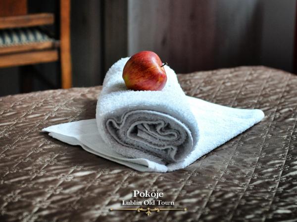 Lublin Old Town Rooms : photo 8 de la chambre chambre deluxe double ou lits jumeaux
