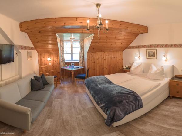 Hotel Grünwalderhof : photo 4 de la chambre chambre double