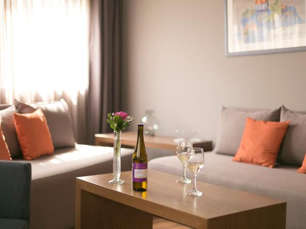 Plaza Hotel, Philian Hotels and Resorts : photo 2 de la chambre suite