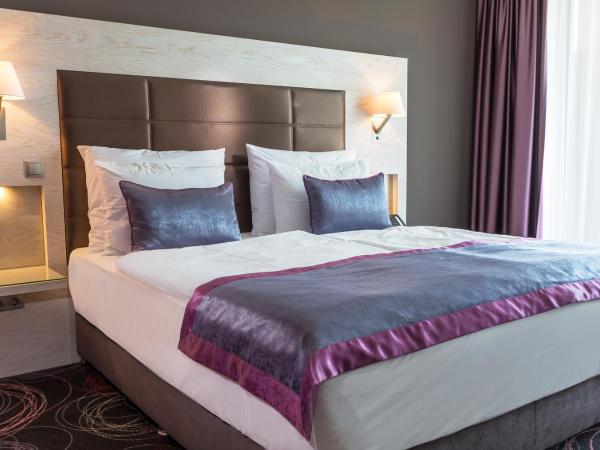 Aura Hotel Adults Only : photo 2 de la chambre chambre double - accessible aux personnes à mobilité réduite