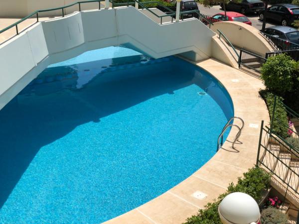 Opera House Valencia B&B : photo 7 de la chambre chambre double - vue sur piscine