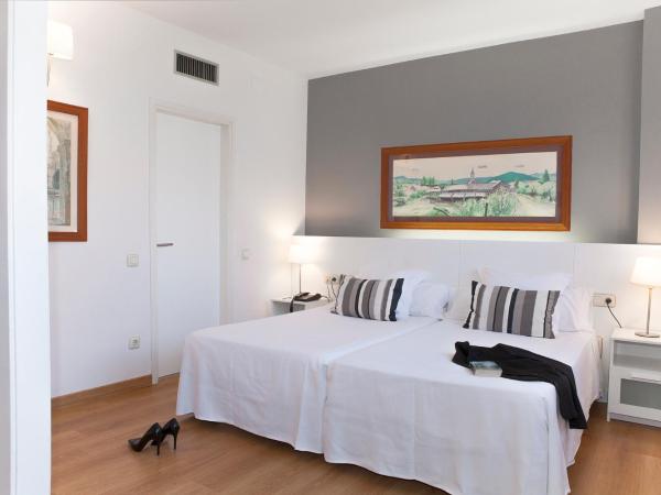 Aparthotel Atenea Barcelona : photo 7 de la chambre chambre lits jumeaux supérieure