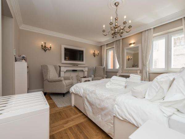 Accommodation Piazzetta Marina : photo 8 de la chambre chambre double deluxe