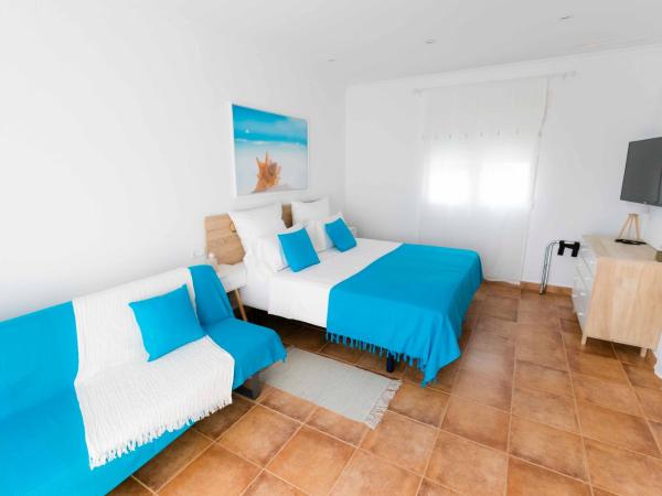 Atalaya Boutique : photo 7 de la chambre chambre double de luxe avec vue sur la mer et terrasse