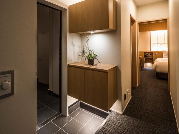 Tomoya Residence Hotel Kyoto : photo 4 de la chambre suite 1 chambre double avec kitchenette - vue sur jardin - rez-de-chaussée