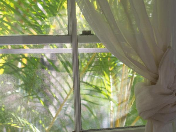 Byron Springs : photo 3 de la chambre chambre lit queen-size avec salle de bains privative