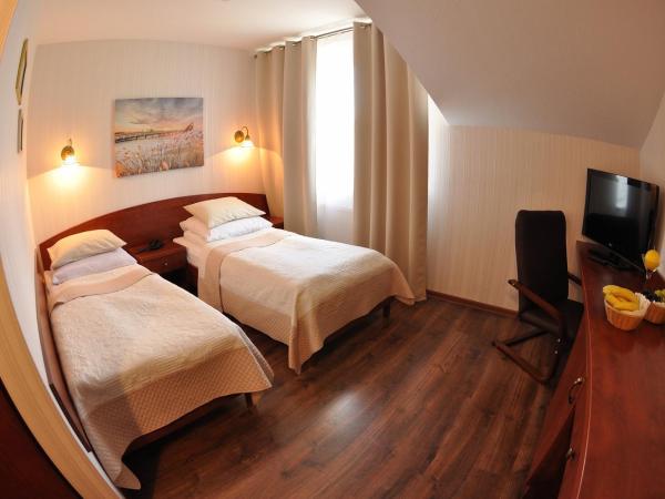 Hotel Leopolis : photo 2 de la chambre chambre double standard