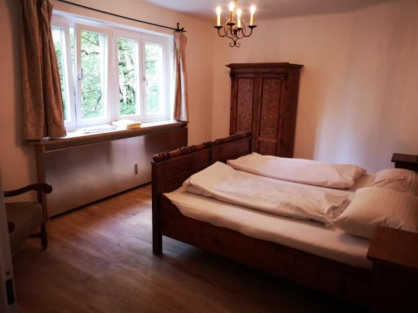 Haus Wartenberg : photo 1 de la chambre chambre double avec salle de bains commune