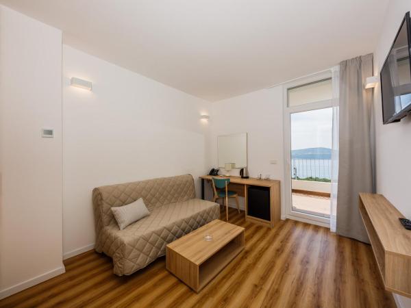 Hotel Medena : photo 4 de la chambre suite familiale