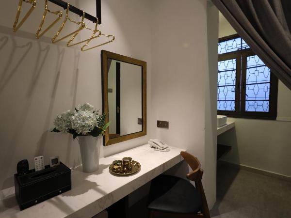 Manhattan Residence By Reunion : photo 10 de la chambre chambre deluxe avec 2 lits queen-size