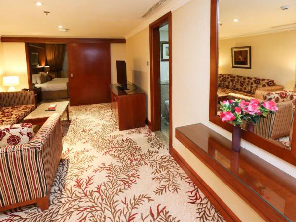 Ramee Royal Hotel : photo 4 de la chambre suite familiale (2 adultes + 2 enfants)