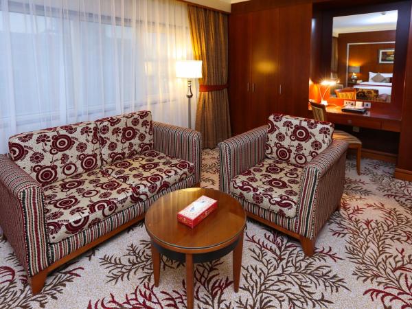 Ramee Royal Hotel : photo 9 de la chambre suite familiale (2 adultes + 2 enfants)