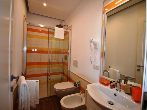 Melody Sorrento Suites : photo 8 de la chambre chambre double avec balcon