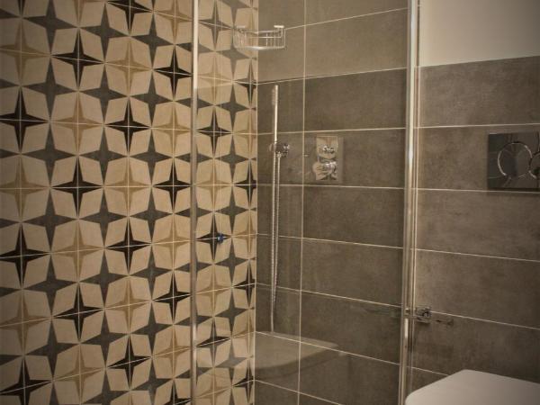 Real Rooms : photo 6 de la chambre chambre double avec balcon