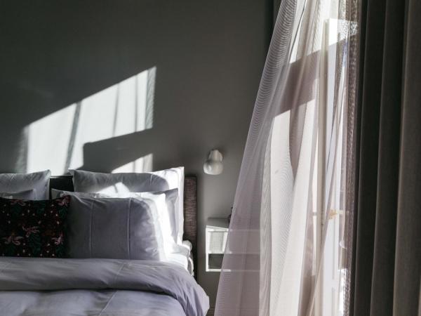 Hotel St. George Helsinki : photo 6 de la chambre suite finlandia avec balcon