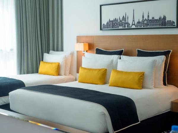 TRYP by Wyndham Dubai : photo 3 de la chambre chambre triple avec accès au club de plage soluna