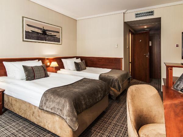 Airport Hotel Okęcie : photo 1 de la chambre chambre double ou lits jumeaux confort 