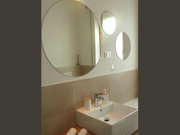 L'Ulivo : photo 2 de la chambre chambre double avec salle de bains privative