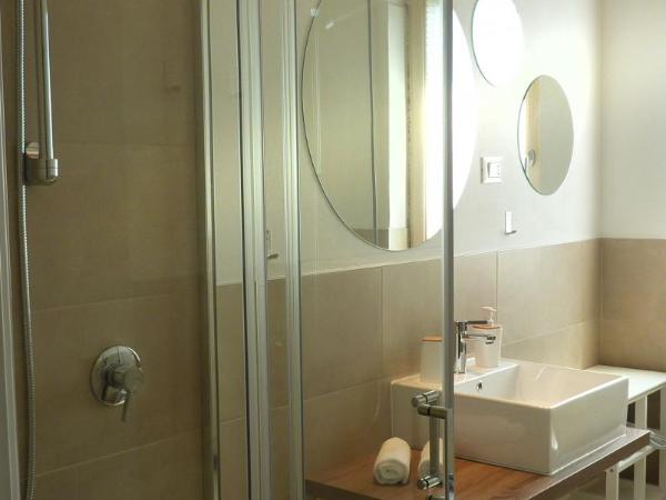 L'Ulivo : photo 6 de la chambre chambre double avec salle de bains privative