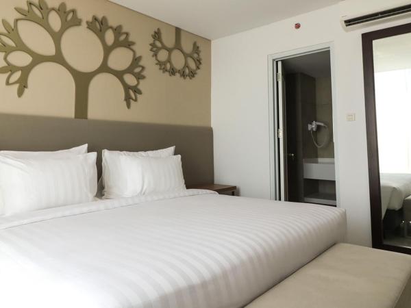 PALM PARK Hotel Surabaya : photo 2 de la chambre suite familiale